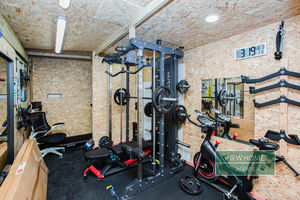 Photo 13- click for photo gallery